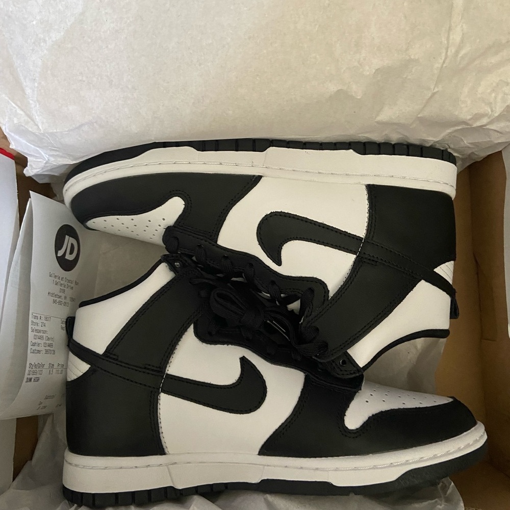 Nike Dunk High "Panda" Size 8.5W/7M - Picture 4 of 4